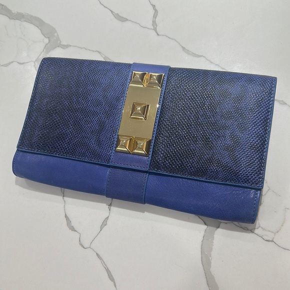 Vince Camuto Clutch - Picture 1 of 7